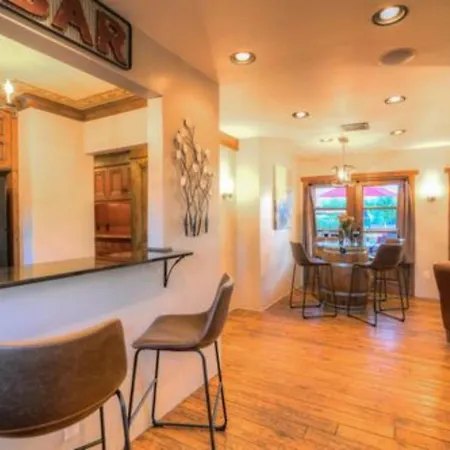 Winery Suites Of Scottsdale